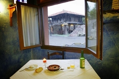 Villa de Mestas pack Gastronomía 2 noches